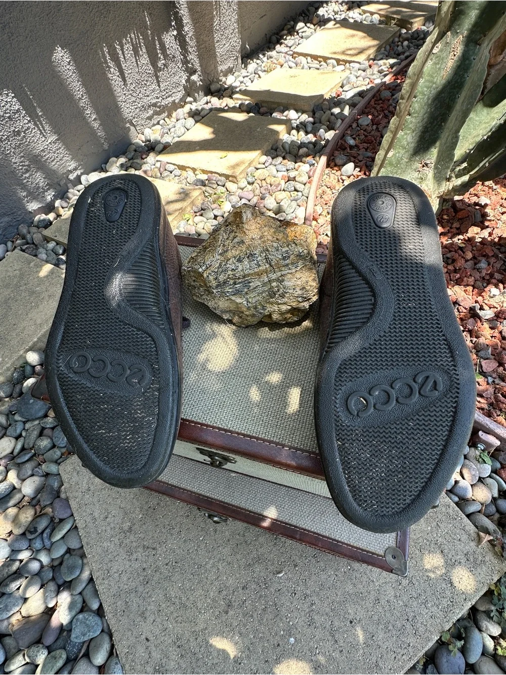 ECCO Men’s ‘Cross’ Brown Leather Casual Lace-Up Shoes.  Size 42.